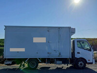 HINO Dutro Refrigerator & Freezer Truck TKG-XZU710M 2017 366,003km_6