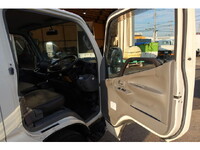TOYOTA Toyoace Double Cab TKG-XZU605 2015 96,285km_30