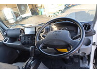 TOYOTA Toyoace Double Cab TKG-XZU605 2015 96,285km_33