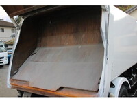 ISUZU Elf Garbage Truck PDG-NPR75N 2010 188,000km_12