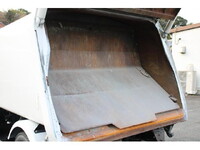 ISUZU Elf Garbage Truck PDG-NPR75N 2010 188,000km_13