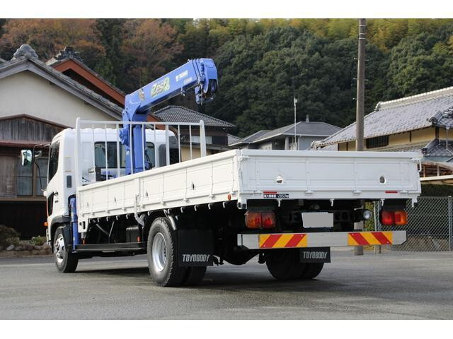 Ranger Truck (With 4 Steps Of Cranes)_2