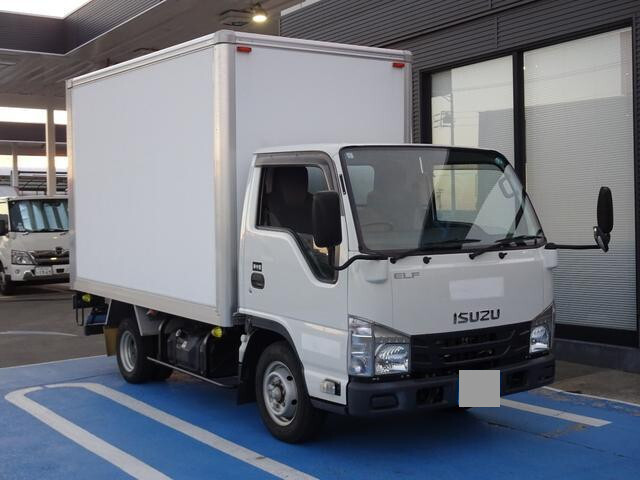 ISUZU Elf Panel Van TPG-NHR85AN 2017 77,000km_1