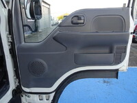 ISUZU Elf Panel Van TPG-NHR85AN 2017 77,000km_24