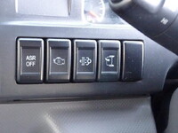 ISUZU Elf Panel Van TPG-NHR85AN 2017 77,000km_31