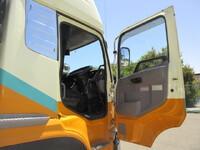 NISSAN Quon Trailer Head 2PG-GK5AAB 2017 502,000km_17