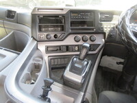 NISSAN Quon Trailer Head 2PG-GK5AAB 2017 502,000km_19