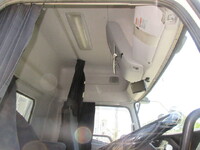 NISSAN Quon Trailer Head 2PG-GK5AAB 2017 502,000km_20