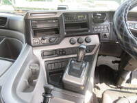 NISSAN Quon Trailer Head 2PG-GK5AAB 2020 608,000km_24