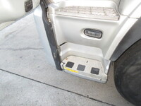 NISSAN Quon Trailer Head QPG-GK5XAD 2015 506,000km_25