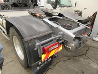 NISSAN Quon Trailer Head 2PG-GK5AAB 2021 398,000km_11