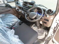 MITSUBISHI FUSO Canter Flat Body 2RG-FBAV0 2025 1,000km_9