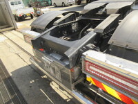 NISSAN Quon Trailer Head 2PG-GK5AAB 2018 893,000km_10