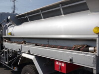 MITSUBISHI FUSO Fighter Tank Lorry TKG-FK61F 2013 318,000km_17