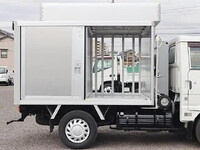 MAZDA Bongo Bottle Van DBF-SLP2T 2018 53,100km_9