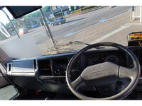 ISUZU Forward Garbage Truck PKG-FRR90S2 2009 186,849km_37