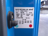 ISUZU Elf Aluminum Van 2RG-NPR88AN 2020 121,529km_32