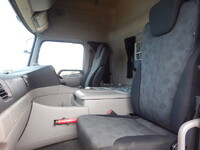 UD TRUCKS Quon Trailer Head 2PG-GK5AAB 2021 221,000km_18