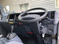 ISUZU Elf Aluminum Van TRG-NMR85N 2017 162,000km_15