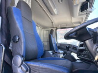 ISUZU Giga Aluminum Wing QKG-CYJ77B 2016 674,000km_13