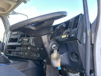 ISUZU Giga Aluminum Wing QKG-CYJ77B 2016 674,000km_19