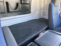 ISUZU Giga Aluminum Wing QKG-CYJ77B 2016 674,000km_21