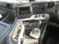 NISSAN Quon Trailer Head 2PG-GK5AAD 2022 466,000km_23