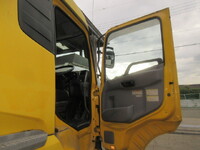 NISSAN Quon Trailer Head QKG-GK6XAB 2015 202,000km_17