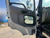 UD TRUCKS Quon Container Carrier Truck QKG-CD5ZA 2013 339,300km_23