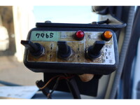 ISUZU Elf Garbage Truck PDG-NPR75N 2008 240,311km_32