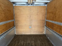 ISUZU Forward Aluminum Van LPG-FTR90T2 2015 357,724km_16