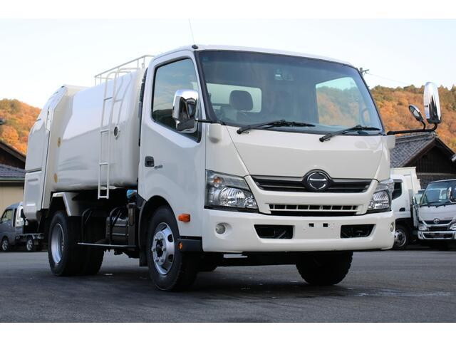Dutro Garbage Truck_1