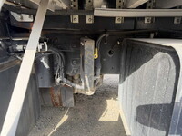 UD TRUCKS Quon Aluminum Wing QKG-CD5ZA 2013 96,800km_22