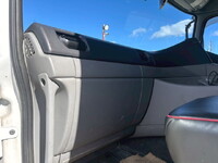 UD TRUCKS Quon Panel Wing 2PG-CG5CA 2020 408,000km_18