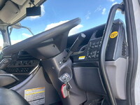 UD TRUCKS Quon Panel Wing 2PG-CG5CA 2020 408,000km_19