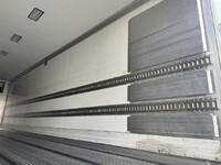 ISUZU Giga Refrigerator & Freezer Truck QKG-CYJ77A 2013 572,055km_11