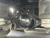 ISUZU Giga Refrigerator & Freezer Truck QKG-CYJ77A 2013 572,055km_31