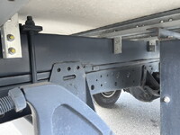 ISUZU Elf Panel Van TRG-NMR85AN 2018 397,070km_24