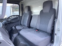 ISUZU Elf Panel Van TRG-NMR85AN 2018 397,070km_32