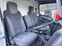 ISUZU Elf Panel Van TRG-NMR85AN 2018 397,070km_33