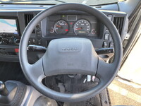 ISUZU Elf Panel Van TRG-NMR85AN 2018 397,070km_37