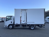 ISUZU Elf Panel Van TRG-NMR85AN 2018 397,070km_5