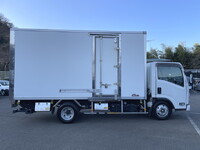 ISUZU Elf Panel Van TRG-NMR85AN 2018 397,070km_6