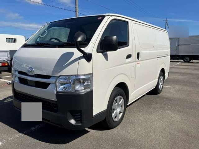 TOYOTA Hiace Refrigerator & Freezer Truck 3BF-TRH200V 2023 28,000km