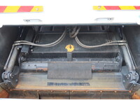 ISUZU Elf Garbage Truck SKG-NPR85YN 2011 226,778km_18