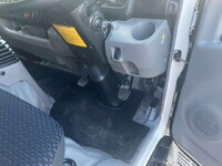 HINO Dutro Double Cab 2KG-XZU605M 2023 15,000km_19