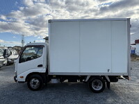 TOYOTA Dyna Panel Van TKG-XZC605 2016 172,000km_18
