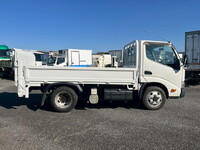 HINO Dutro Flat Body TKG-XZU675M 2018 43,172km_9