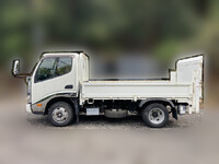 HINO Dutro Flat Body 2RG-XZC605M 2019 81,120km_5