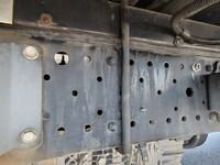 ISUZU Elf Aluminum Van TRG-NMR85AR 2018 177,967km_17